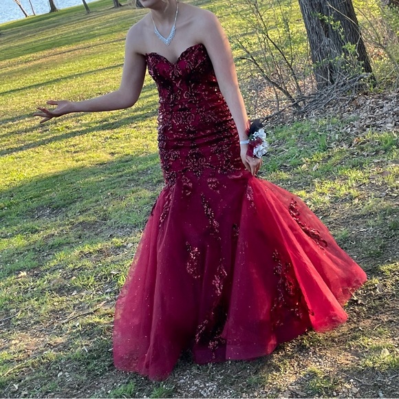 Formal prom/homecoming dress - Picture 5 of 5